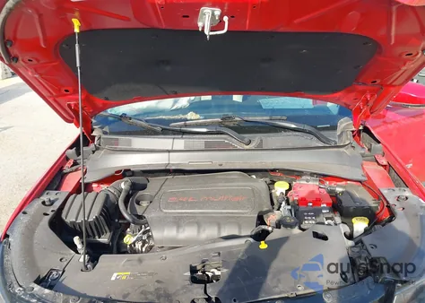 2021 Jeep Compass Limited 4X4 z USA, uszkodzony, nr VIN 3C4NJDCB2MT590959